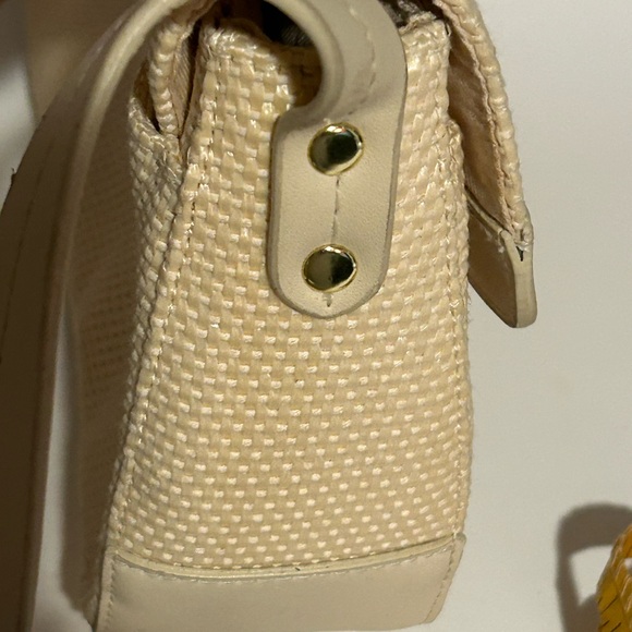 Etienne Aigner Cream Bag - Picture 6 of 7